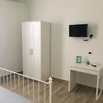 Fana Bed & Breakfast 3*