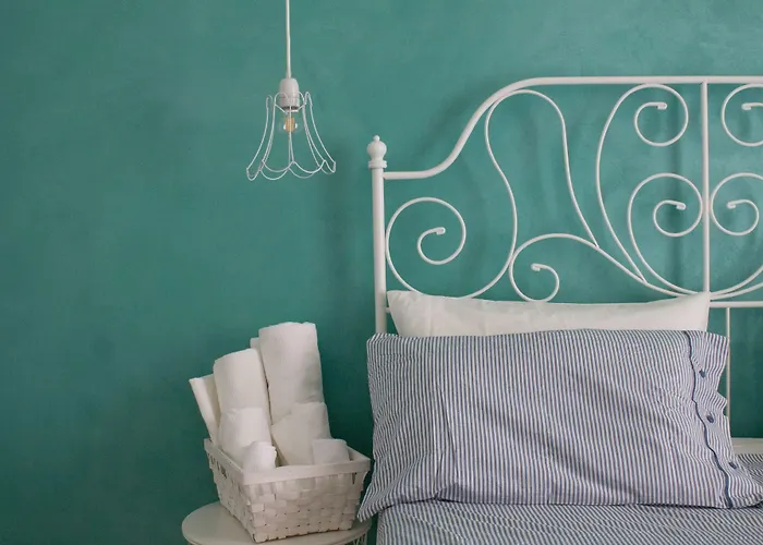 Fana Bed & Breakfast 3*