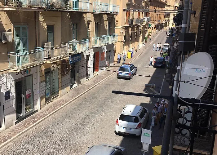 Fana Bed & Breakfast 3*