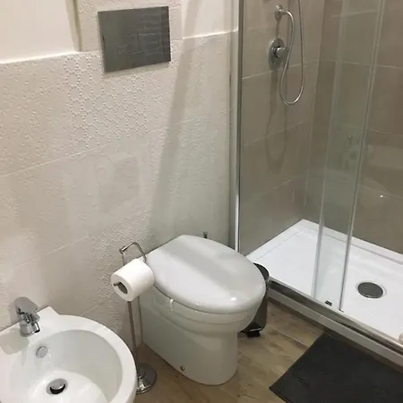 Oda ve Kahvaltı Fana