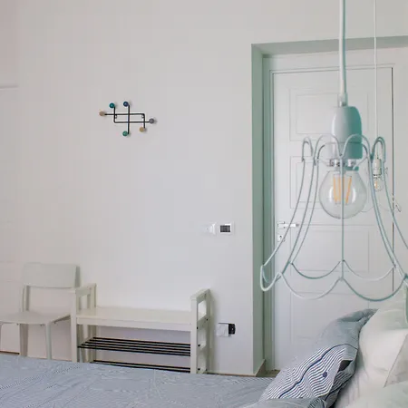 Fana Oda ve Kahvaltı 3*